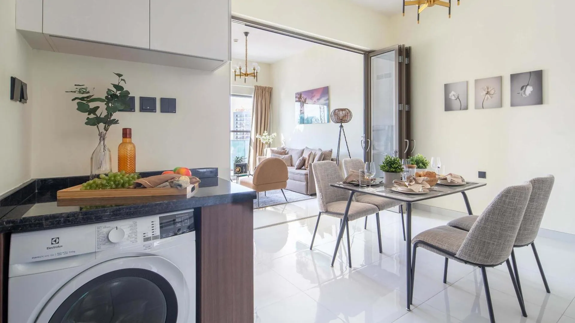 Frank Porter - Wavez Residence Dubai Apartment