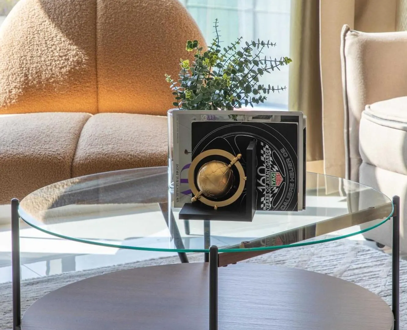 Frank Porter - Wavez Residence Dubai Apartment