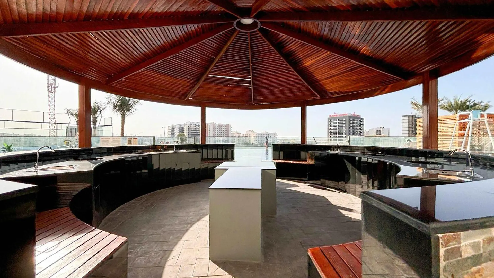 Apartment Frank Porter - Wavez Residence Dubai