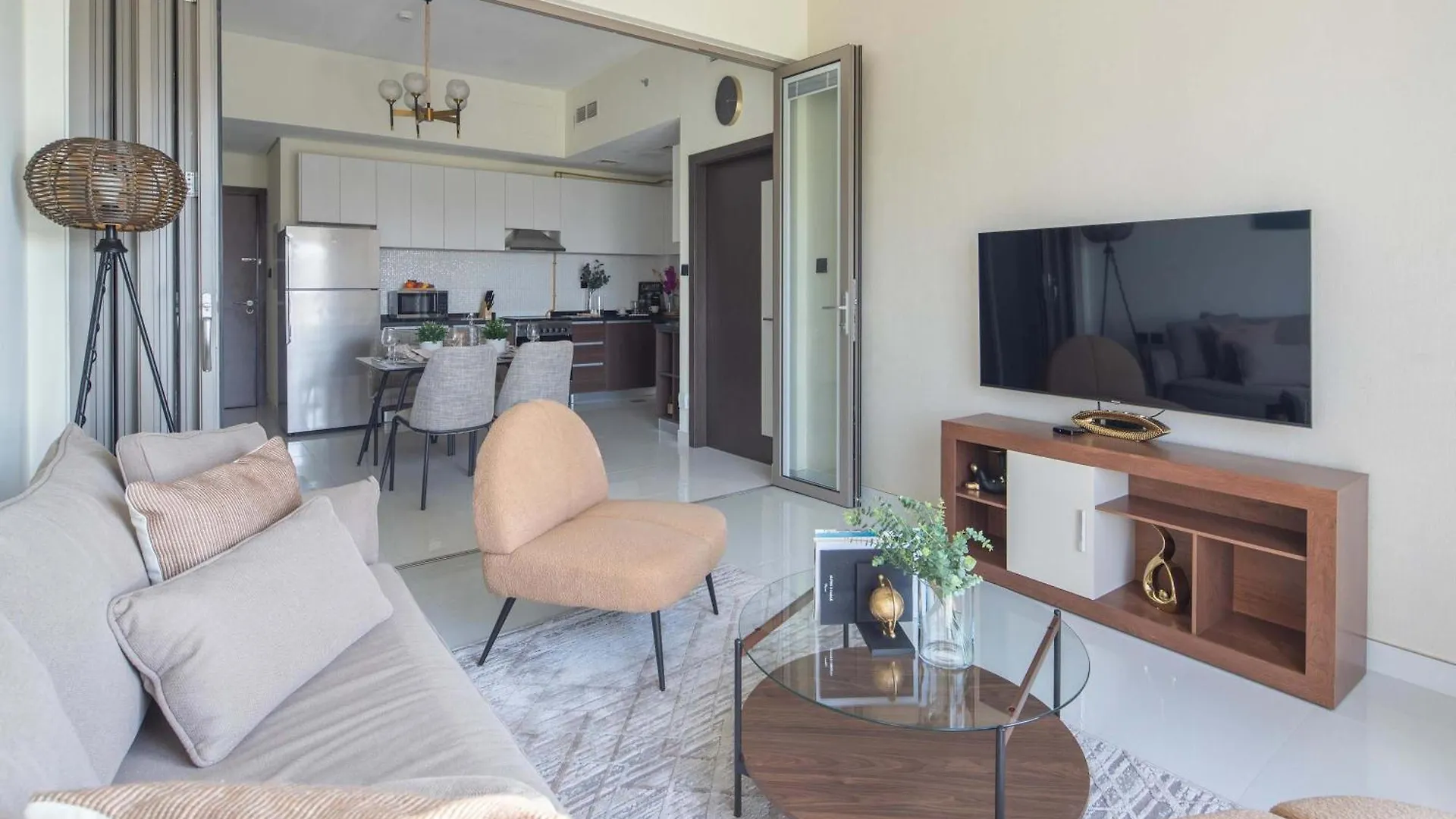 Apartment Frank Porter - Wavez Residence Dubai